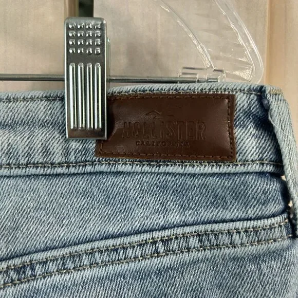 Hollister Curvy High-Rise Mom Jean 15R or 32x27 Light Wash Capri Stone Wash - Picture 6 of 15